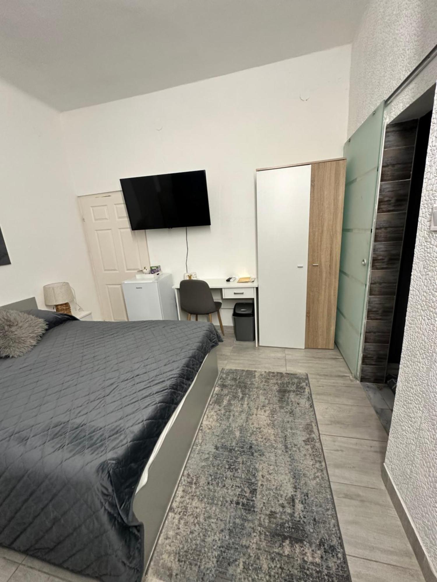 Airport17 B&B Vecsés Extérieur photo