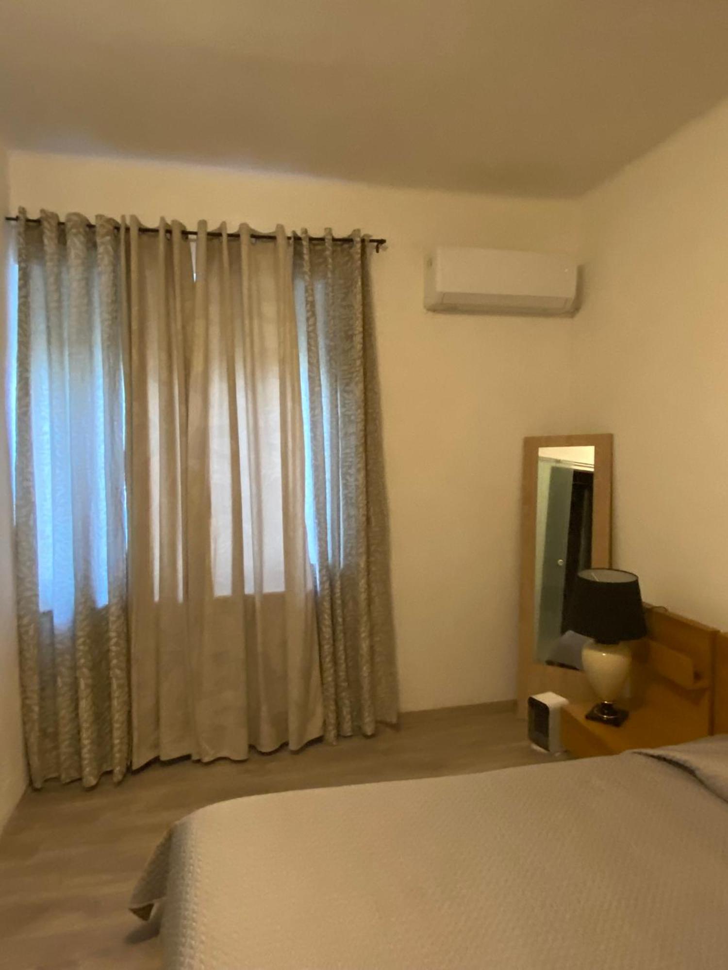 Airport17 B&B Vecsés Extérieur photo