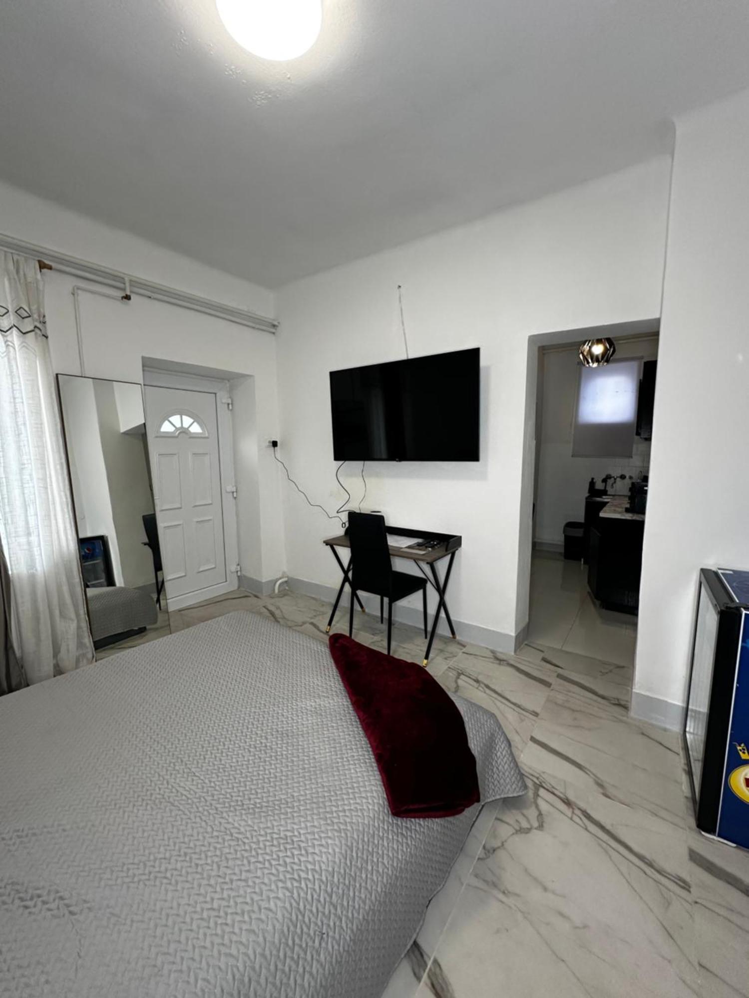 Airport17 B&B Vecsés Extérieur photo